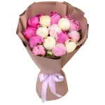 Букет из 15 пионов микс
